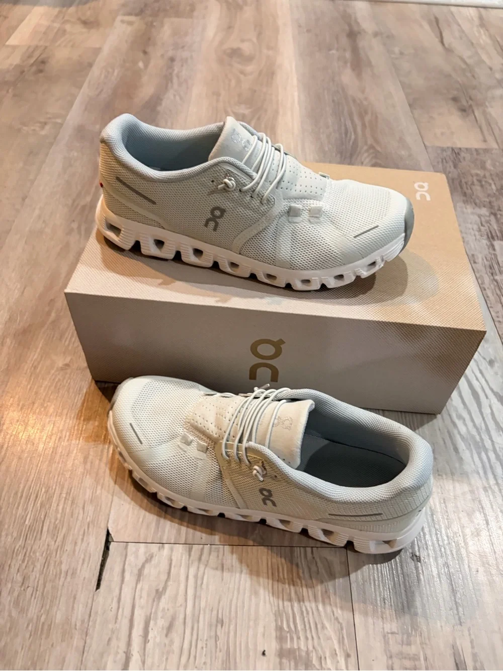 On Running Cloudnova Women’s Athletic Shoes — Light Beige